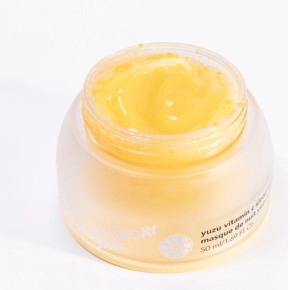 🍋 Saturday Skin Yuzu Vitamin C Sleep Mask - Picture 6 of 10